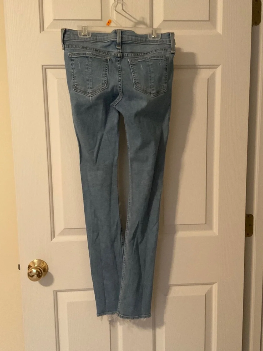 Rag & Bone distressed skinny jeans size 25 light wash raw hem